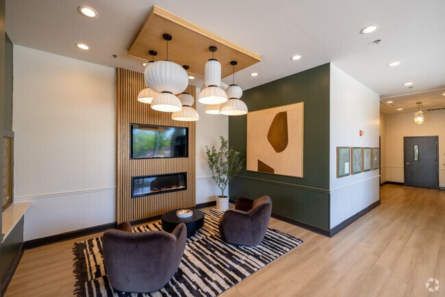 Lobby Photo - Terraces at Deerfield