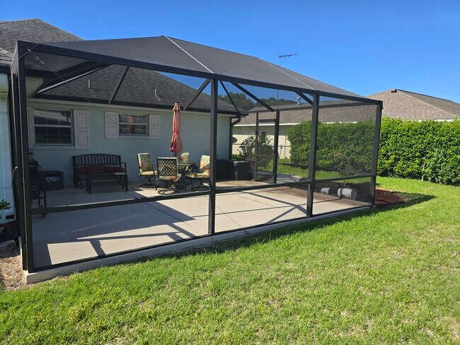 Foto del edificio - 4645 NW 30th Pl