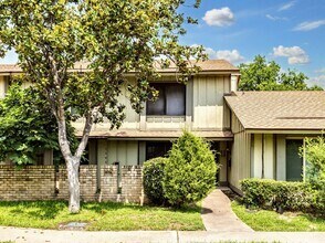 Building Photo - 5055 Fort Clark Dr