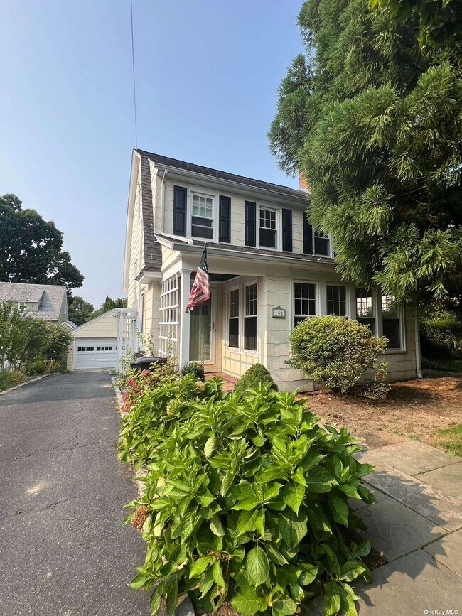 Foto del edificio - 151 Hillcrest Ave