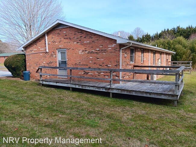 Foto del edificio - 2 br, 1 bath House - 2887 Walls Branch