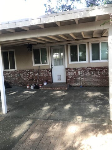 Foto principal - 14993 Yucca Ave