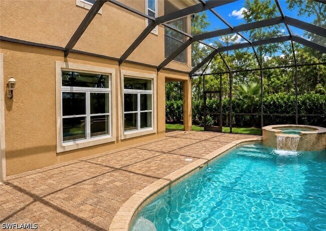 Building Photo - 2915 Coco Lakes Dr