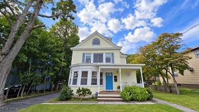 Building Photo - 21 Gould Pl