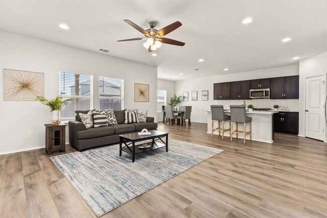 Building Photo - 2946 Wolfcreek