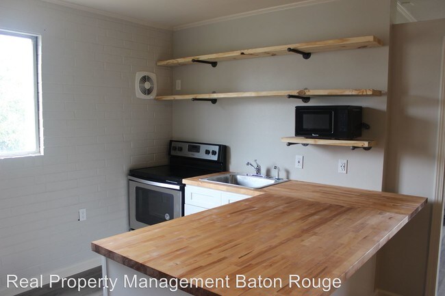 Building Photo - 1121 Aster St