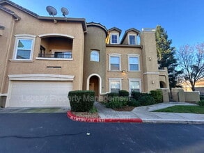 Building Photo - 5350 Dunlay Dr