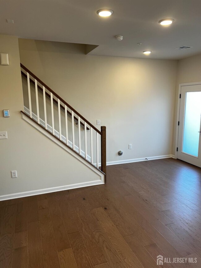 Building Photo - 309 Lyla Ln