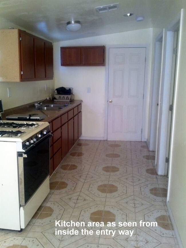 Foto del edificio - 14931 Chase St