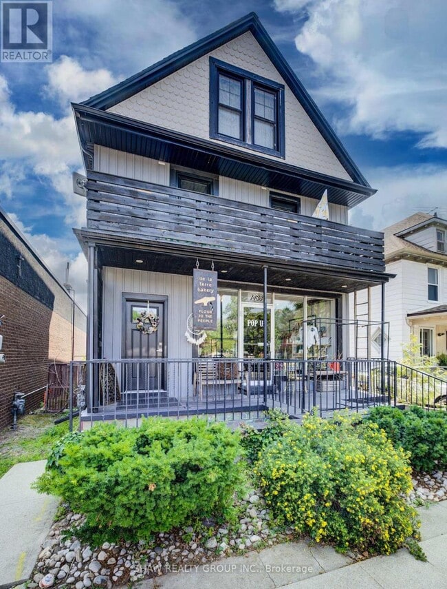 Building Photo - 1433 Pelham St