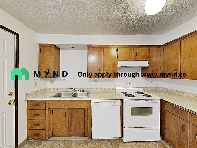 Building Photo - 2 br, 1 bath  - 1704 S 12th Ave Apt C8