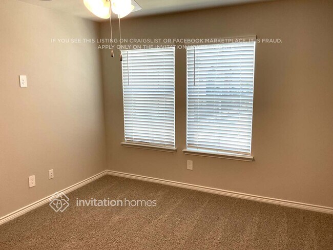 Foto del edificio - 7163 Blue Jay Way