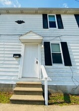 Building Photo - 1574 Elizabeth St