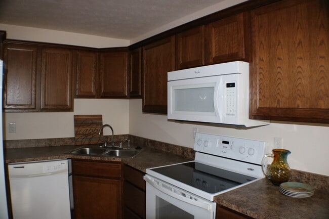 Building Photo - 34 Sugar Maple Ln