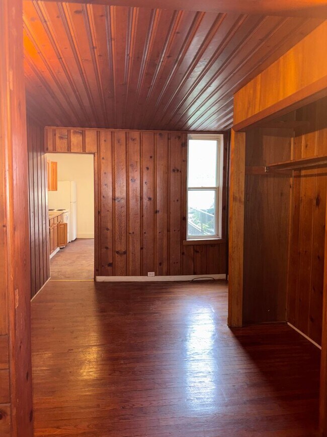 Foto del edificio - Section 8 Approved - 1st Floor 1 Bedroom w...