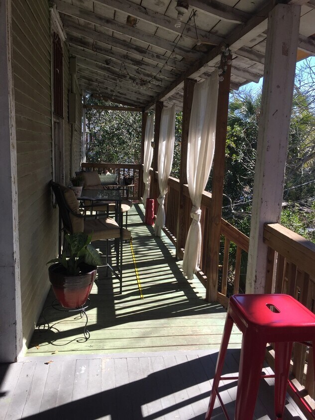 Foto principal - 811 East Henry St