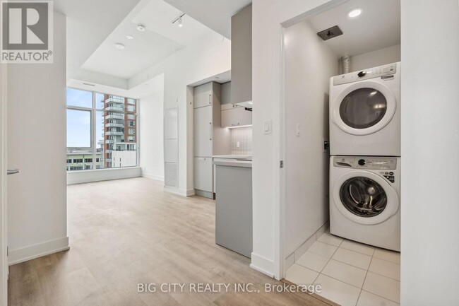 Building Photo - 38-838 Andre de Grasse St