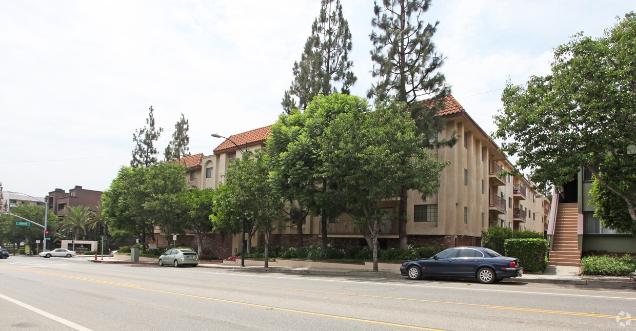 301 East Verdugo Ave - Apartments in Burbank, CA | Apartments.com