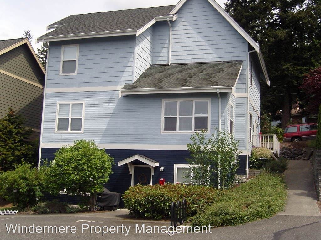Primary Photo - 4020 Byron Ave
