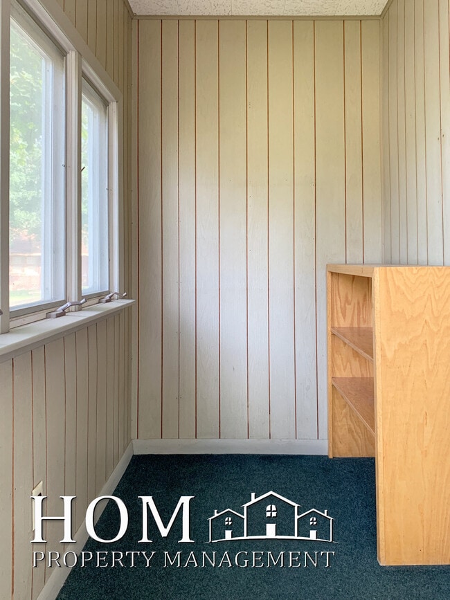 Building Photo - 335 Dolph Rd