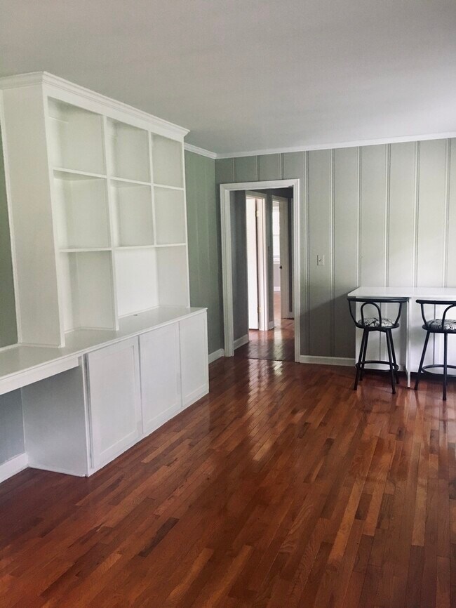 Foto del edificio - 951 Caldwell Ln