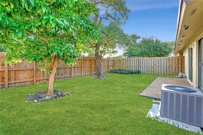 Foto del edificio - 12704 SW 71st Terrace