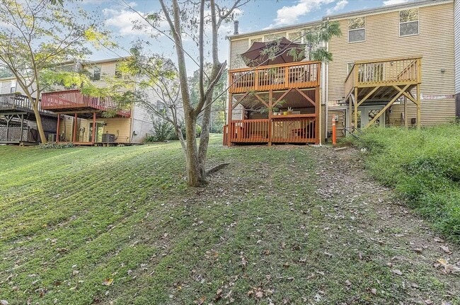 Building Photo - 1140 Villa Green Ct