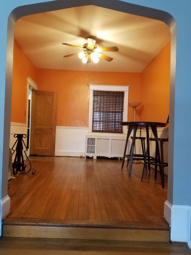 Foto del edificio - 1395 Sheridan St NW