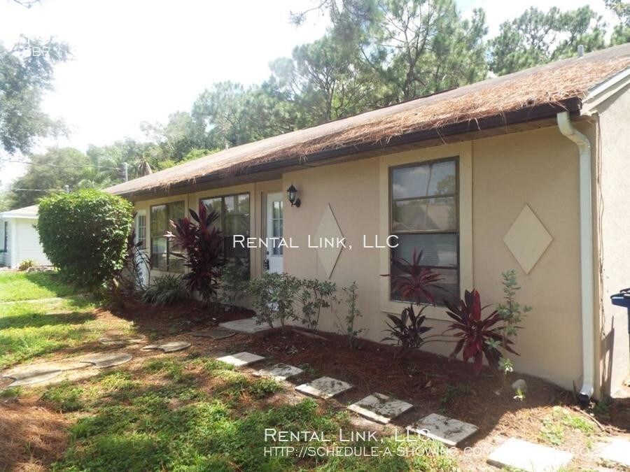 Foto principal - 19143 Tangerine Rd