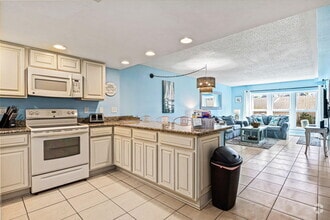 Building Photo - 770 Sundial Ct