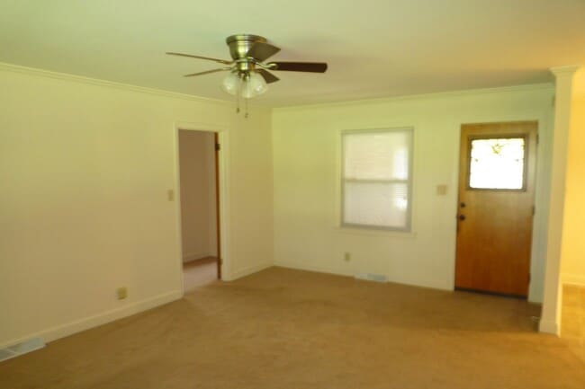 Building Photo - Nice 2 Bedroom Home In Wingate, NC!!