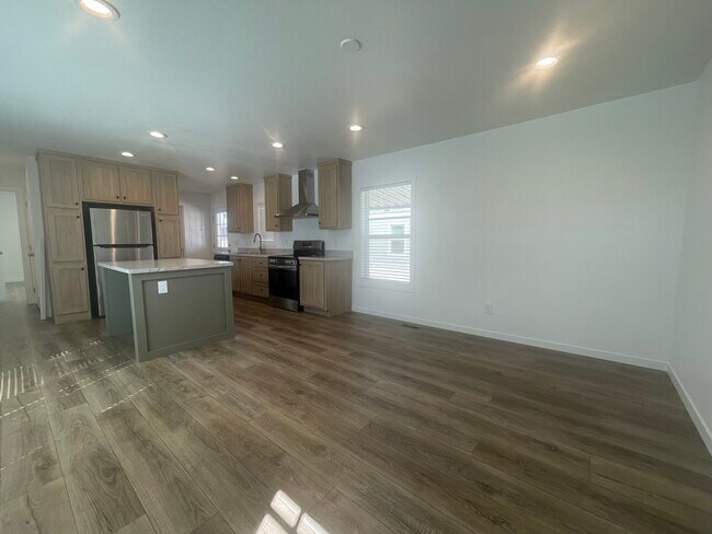 Foto del edificio - 2627 S Lamb Blvd