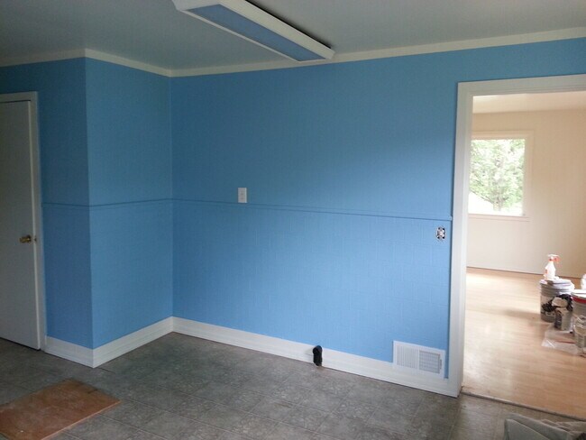 Building Photo - BU724