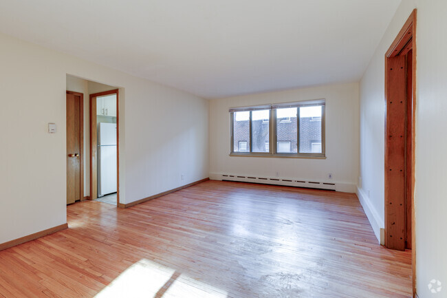 Studio - 400SF - Living Room and Bedroom - 3520 Grand Ave S