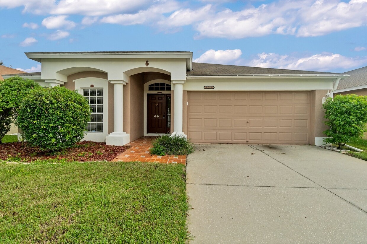 Primary Photo - 2711 Breakwater Ct