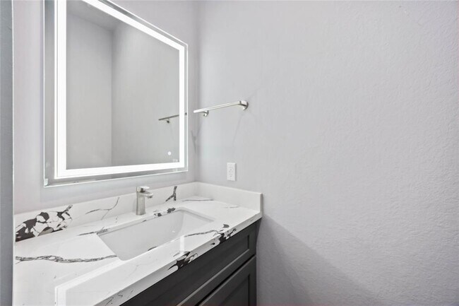 Foto del edificio - 6710 Letcher St