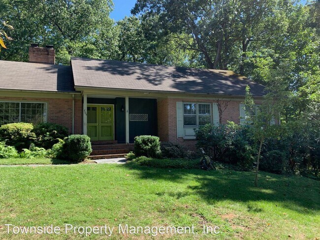 Foto del edificio - 4 br, 2.5 bath House - 504 Forest Hill Dr.