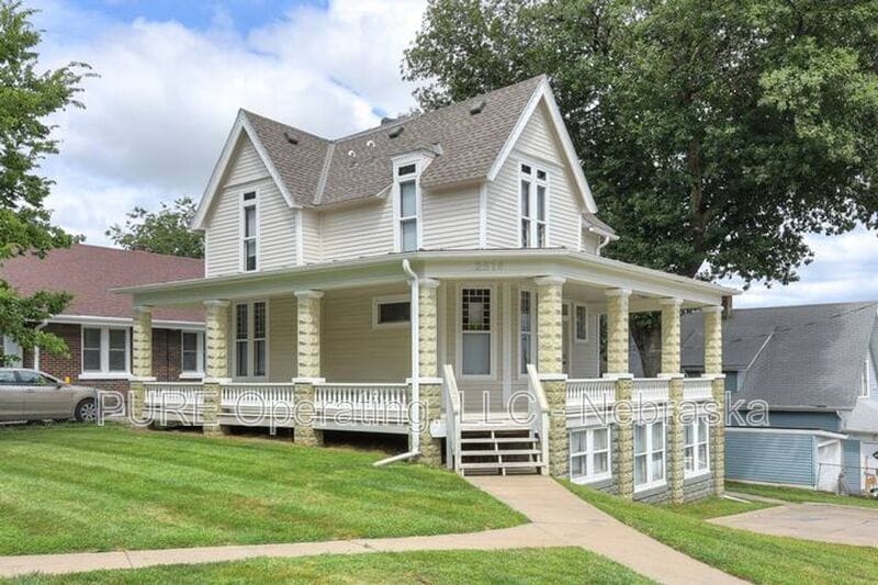 Photo - 2518 Woolworth Avenue