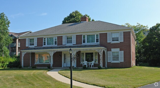 Lower Unit - 630 Dunleith Cir