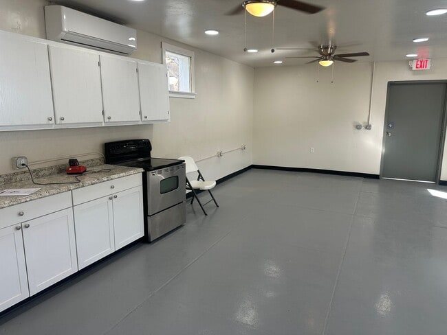 Building Photo - Newly Remolded large efficiency could also be used as a commercial property