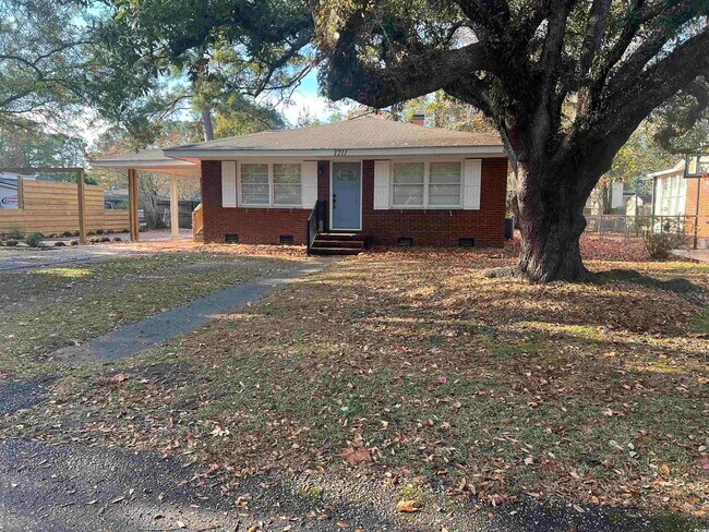 Building Photo - 1211 13th Ave