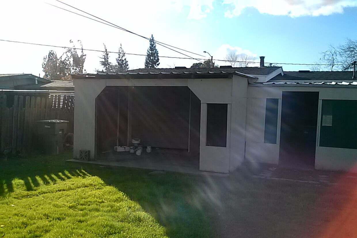 Foto del edificio - Beautiful home. Apply today!