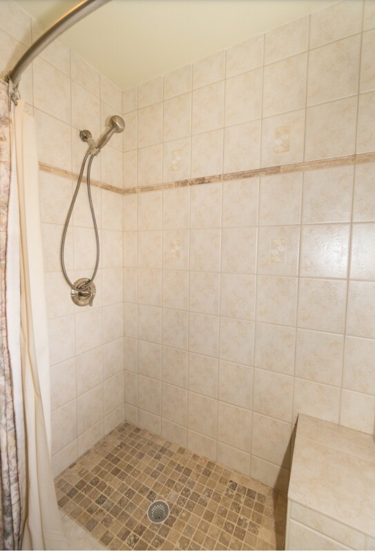 Foto principal - 8715 Ridge St