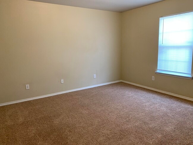 Foto del edificio - 6717 89th St