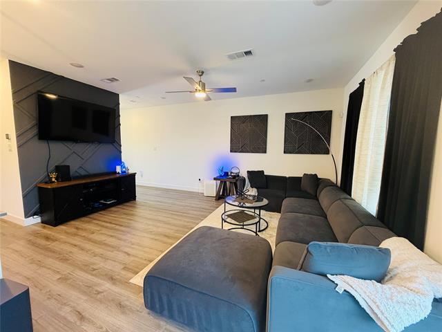 Foto del edificio - 1364 Hill Country Pl