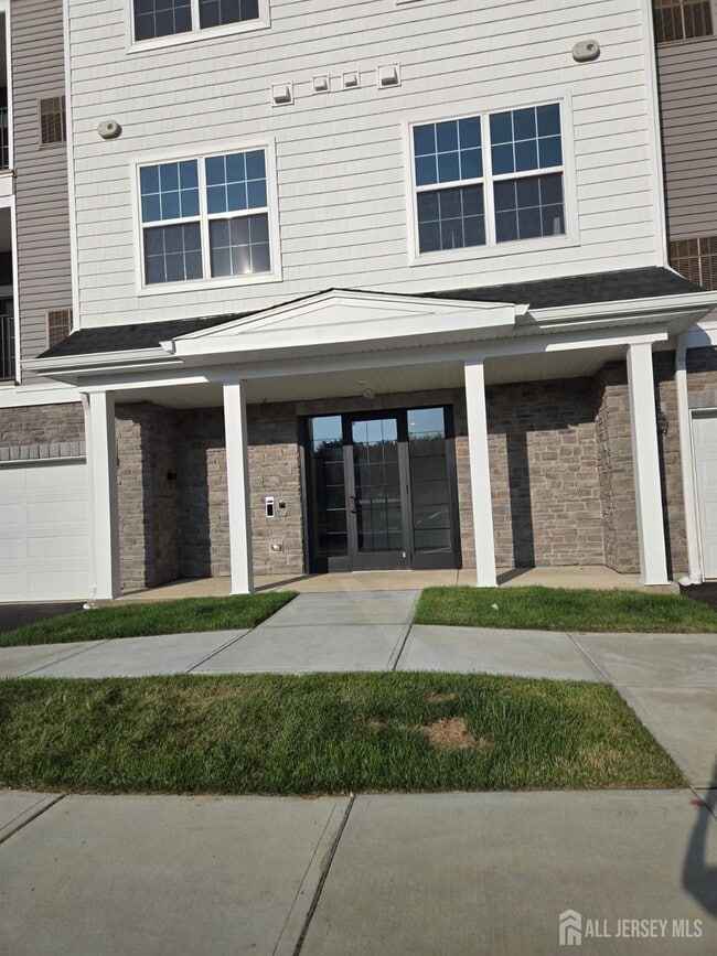 Building Photo - 28211 Radford Ct