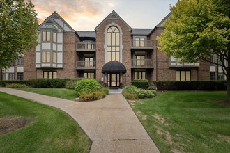 Building Photo - 797 Deer Ct