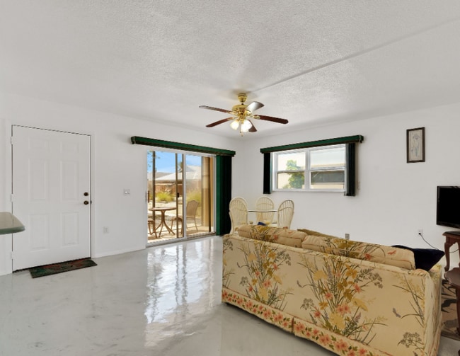 Building Photo - 612 Guild Dr