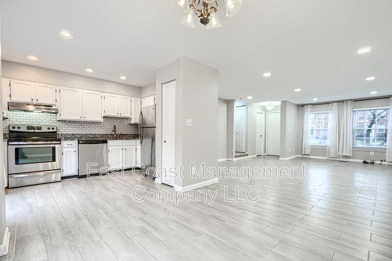 Foto principal - 12 Perryfalls Pl