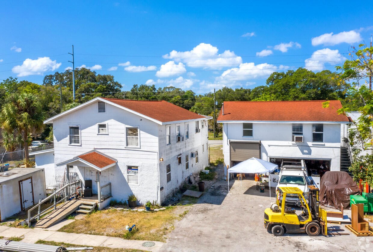 Foto principal - 3620 18th Ave S